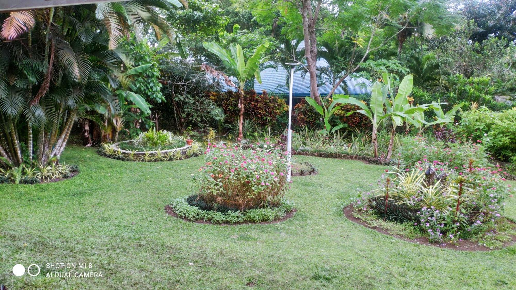 Sun House Rental Mambajao Exterior photo